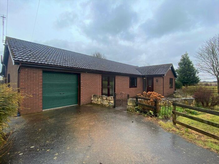 3 Bedroom Bungalow To Rent In Great North Road, Bawtry, Doncaster, DN10