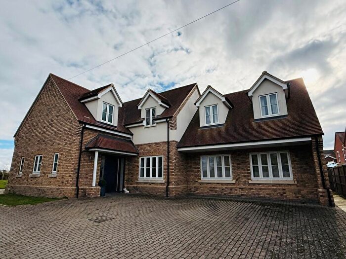 4 Bedroom Detached House To Rent In Flitton Road, Pulloxhill, MK45