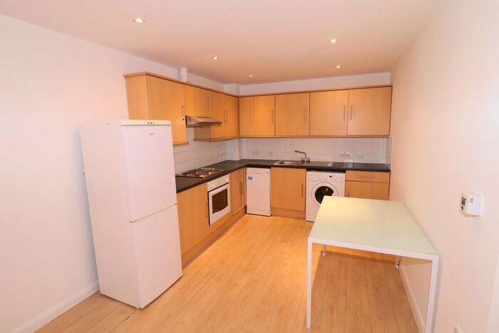 1 Bedroom Property To Rent In Castle Street, High Wycombe, HP13