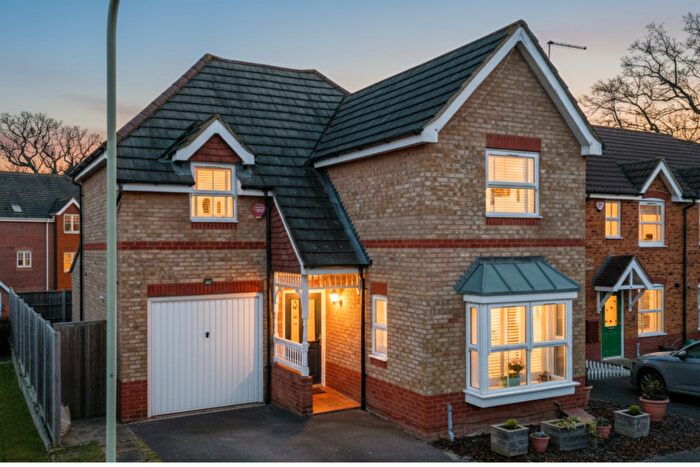 3 Bedroom Detached House For Sale In Howell Close, Arborfield, RG2