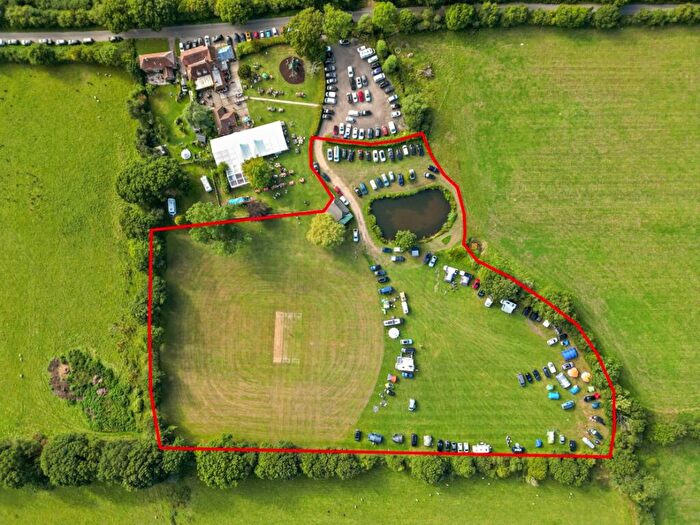 Property For Sale In Chalvington Road, Chalvington, BN27
