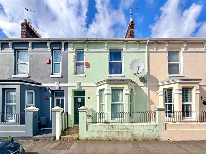 2 Bedroom Property For Sale In Prince Rock, Plymouth, PL4