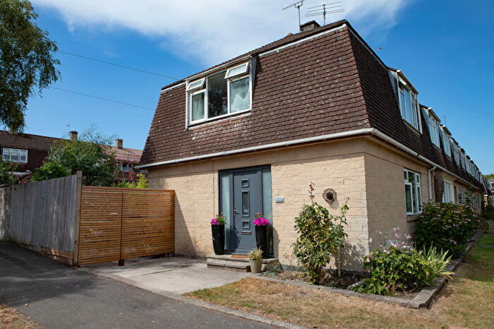 3 Bedroom Semi-Detached House For Sale In Southlands, Bath, BA1