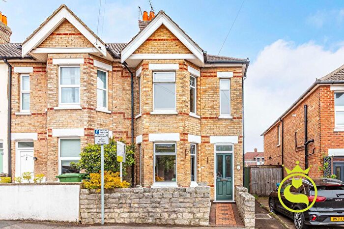 3 Bedroom Semi Detached House For Sale In Warren Road, Poole, BH14