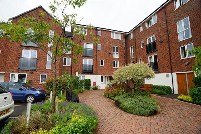 1 Bedroom Apartment For Sale In Rockhaven Court, Chorley New Road, Horwich, Bolton, BL6