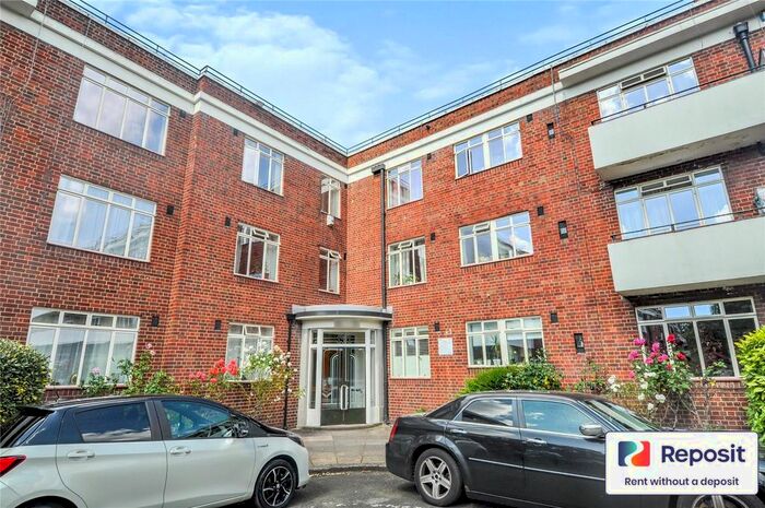 2 Bedroom Flat To Rent In Wilmslow Road, Manchester, Greater Manchester, M14
