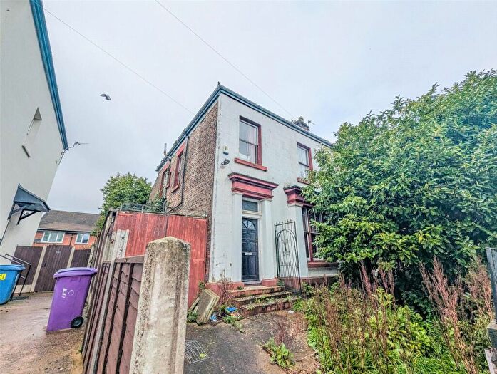 4 Bedroom Semi Detached House For Sale In Ash Grove, Wavertree, Liverpool, Merseyside, L15