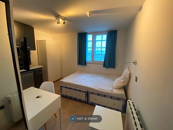 Studio To Rent In Old Fire Station Apartments, London, SE10