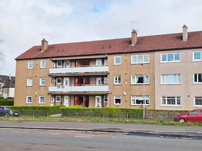 3 Bedroom Flat To Rent In Paisley Road West, Glasgow, G52