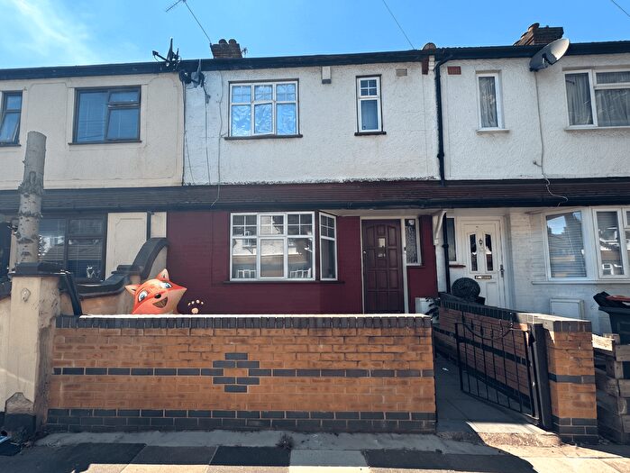 2 Bedroom Terraced House For Sale In Leader Avenue, Manor Park, London, E12