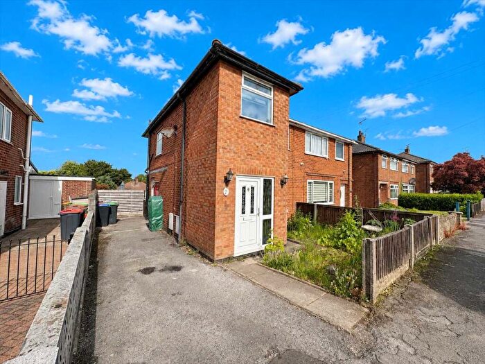 3 Bedroom Semi-Detached House For Sale In Robin Hood Road, Kirkby In Ashfield, NG17