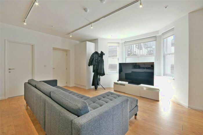 1 Bedroom Flat To Rent In Charlton Road, Greenwich, SE3