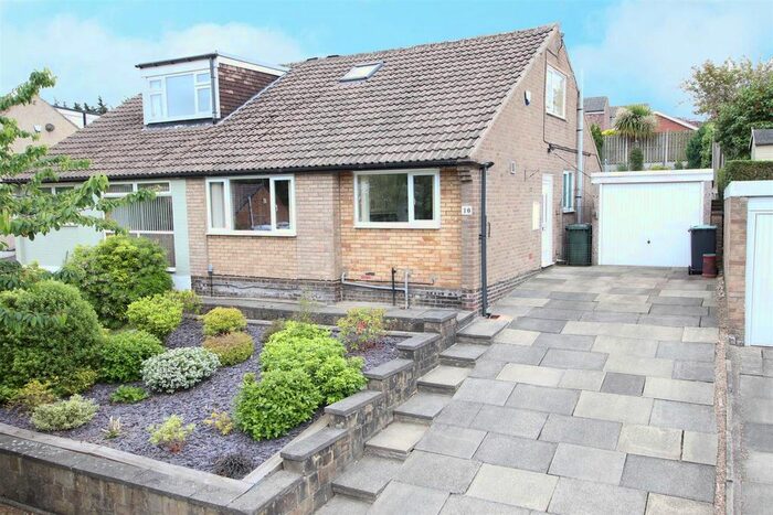 3 Bedroom Semi-Detached Bungalow To Rent In Brisbane Avenue, Poplars Park, Bradford, BD2