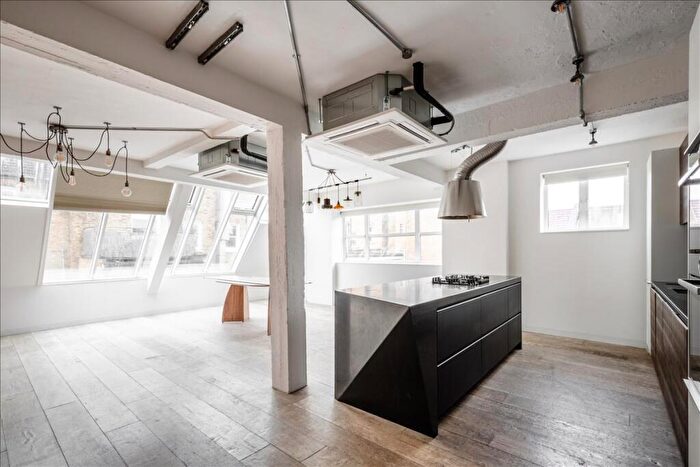 3 Bedroom Apartment For Sale In Temple Works, Hackney, E8 - Photo 3