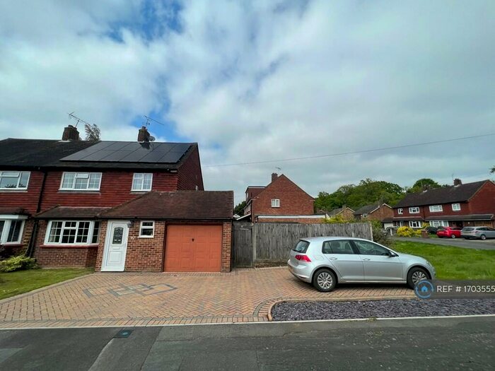 3 Bedroom Semi-Detached House To Rent In Glendale Drive, Guildford, GU4