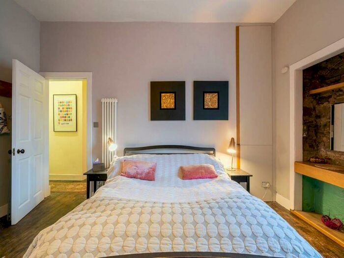 1 Bedroom Flat To Rent In William Street, West End, Edinburgh, EH3