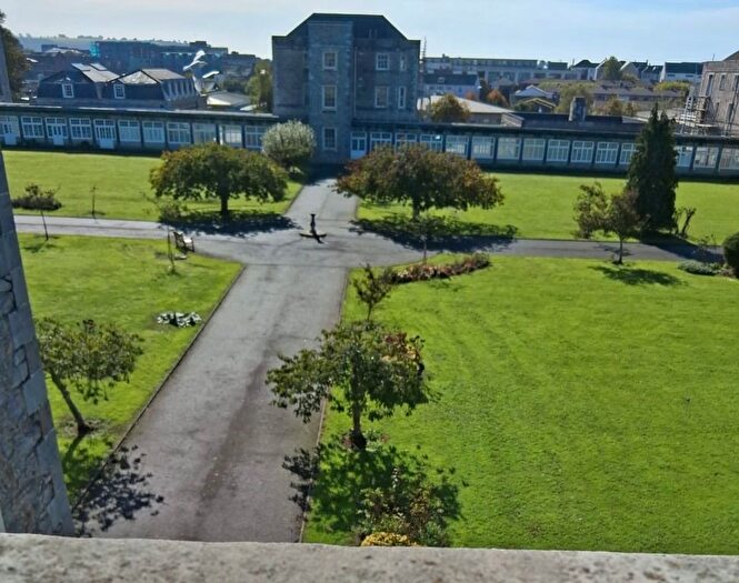1 Bedroom Flat For Sale In Craigie Drive, Plymouth, PL1