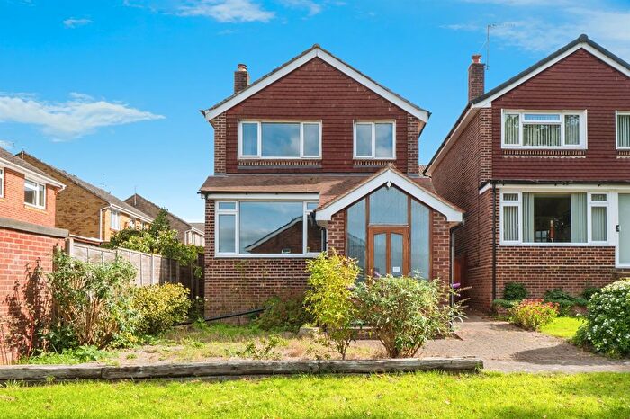 3 Bedroom Detached House For Sale In Selhurst Way, Fair Oak, Eastleigh, SO50