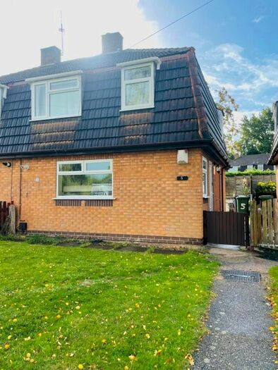 3 Bedroom Semi-Detached House To Rent In Le Haunche Close, Keresley End, Coventry, CV7