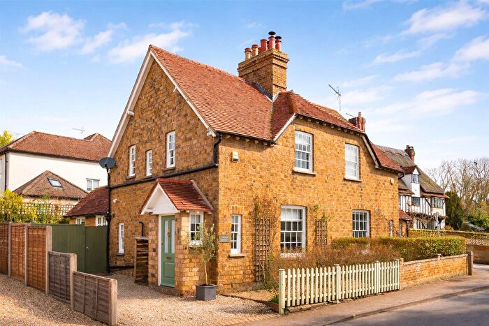 3 Bedroom Semi-Detached House For Sale In Hadham Cross, Much Hadham, SG10