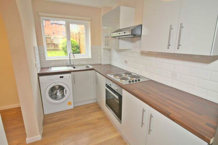 1 Bedroom Terraced House To Rent In Porlock Lane, Furzton, Milton Keynes, MK4