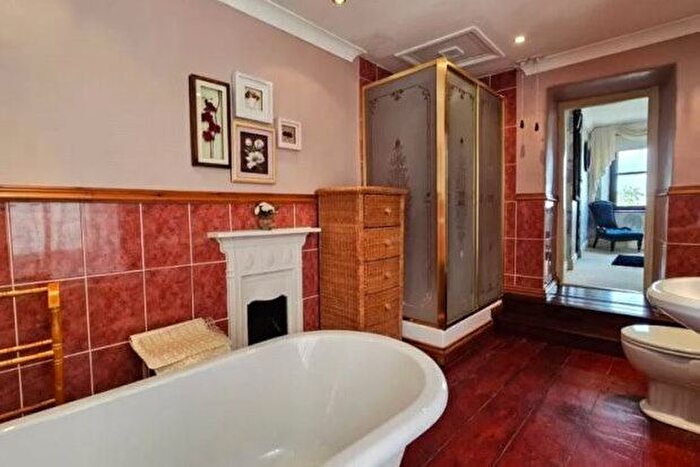 4 Bedroom Terraced House To Rent In Marine Road, Plymouth, PL9