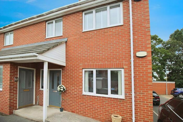 2 Bedroom Flat To Rent In Ashwood, Chester Le Street, Durham, DH3