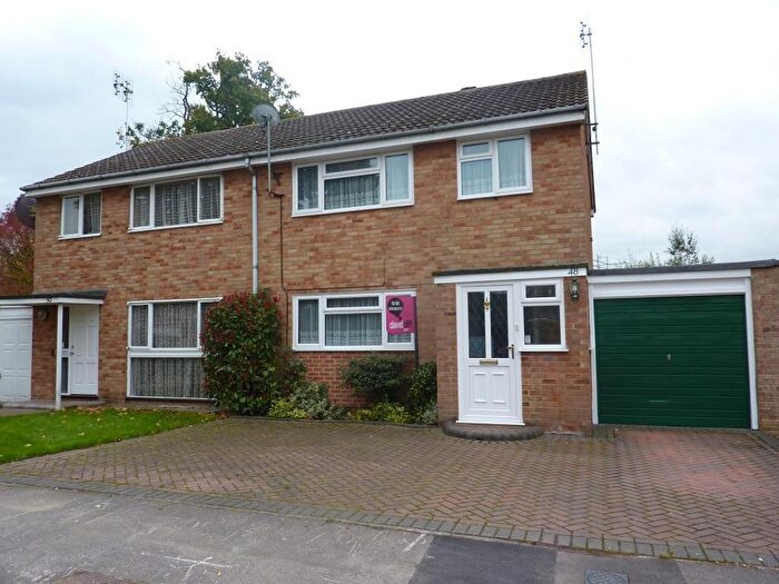3 Bedroom Semi Detached House To Rent In Sarum Crescent, Wokingham, Berkshire, RG40