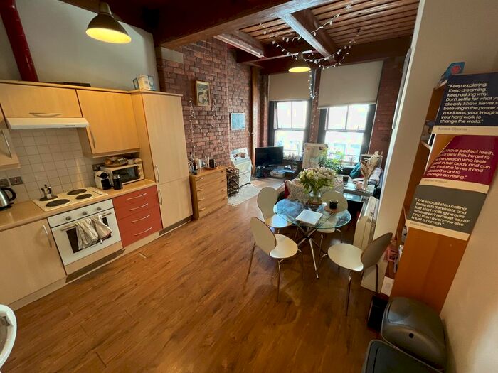 2 Bedroom Flat To Rent In Samuel Ogden Street, Manchester, M1