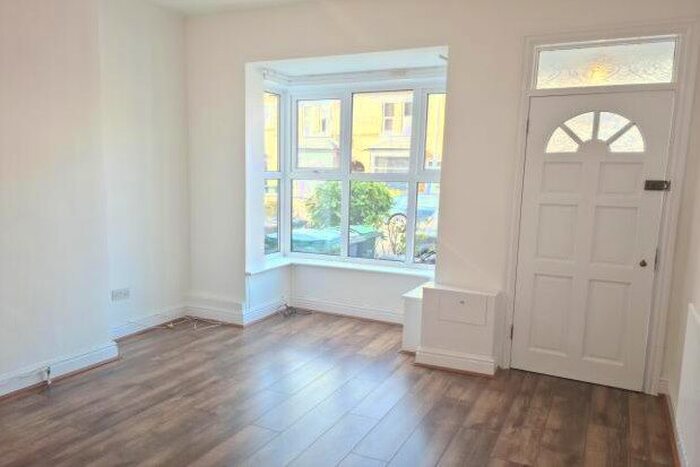 2 Bedroom Terraced House To Rent In Loxley Road, Smethwick, B67