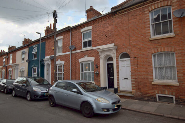 3 Bedroom Terraced House To Rent In Hood Street, Abington, Northampton, NN1
