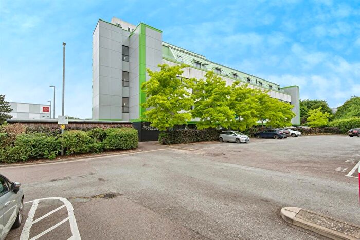 2 Bedroom Flat For Sale In Kings Road, Stevenage, SG1