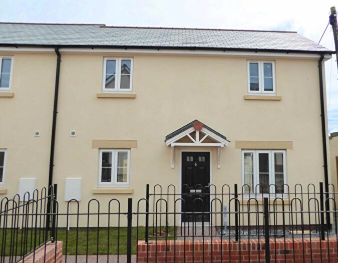 2 Bedroom Semi-Detached House To Rent In Chapel Street, Holsworthy, EX22
