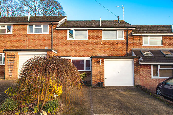 3 Bedroom Terraced House To Rent In Westway, Goring On Thames, RG8