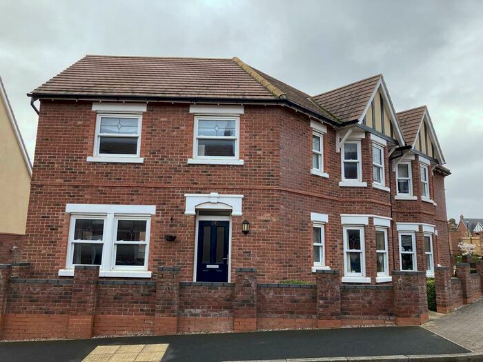 4 Bedroom Semi-Detached House To Rent In Hebbes Close, Kempston, MK42