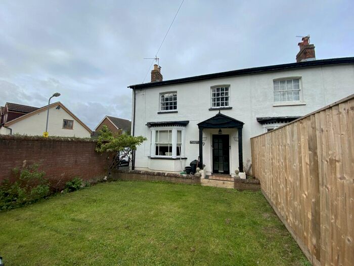 2 Bedroom End Of Terrace House To Rent In West End Farm, West Street, Steeple Claydon, MK18