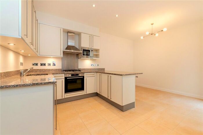 2 Bedroom Mews To Rent In Great Cumberland Mews, Marylebone, London, W1H