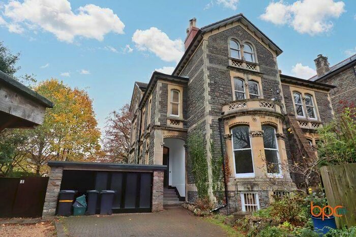 2 Bedroom Flat To Rent In B, Elton Road, Clifton, BS8