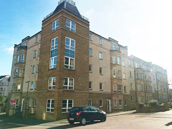 2 Bedroom Flat To Rent In Dicksonfield, Leith Walk, Edinburgh, EH7