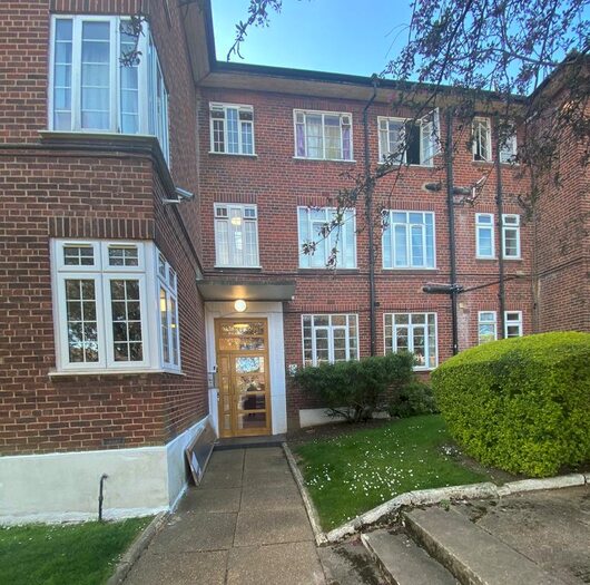 2 Bedroom Flat To Rent In Kings Drive, Wembley Park, HA9