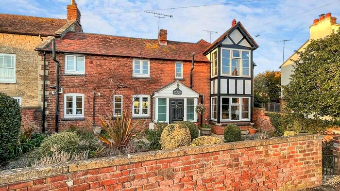 4 Bedroom Property For Sale In High Street, Kemerton, Tewkesbury, Gloucestershire, GL20