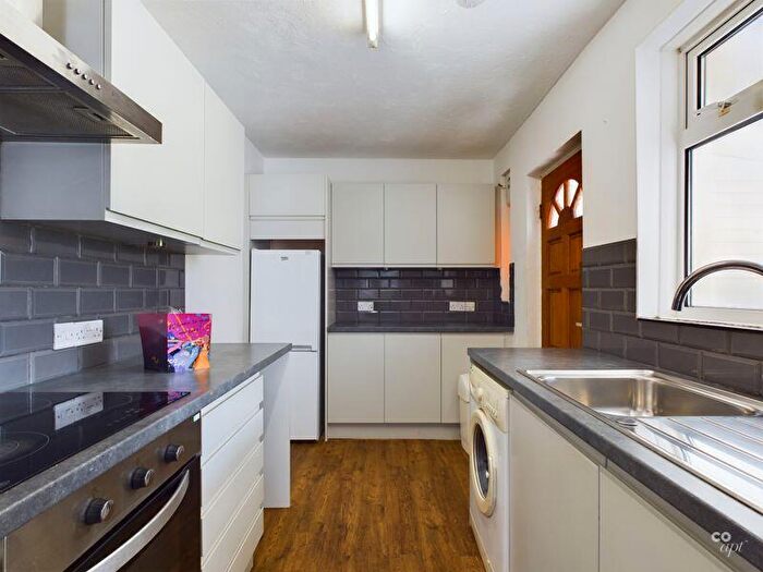 4 Bedroom House Of Multiple Occupation To Rent In Barcombe Road, Brighton, BN1