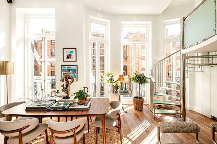 2 Bedroom Flat For Sale In Harrington Gardens, South Kensington, London, SW7