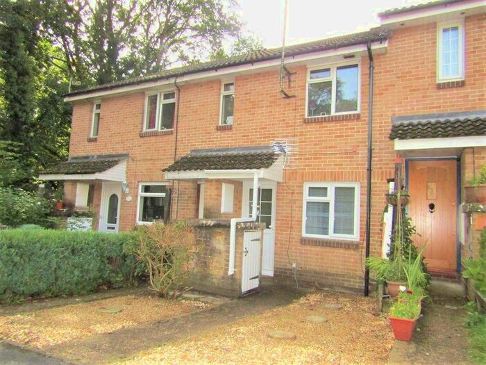 1 Bedroom Maisonette To Rent In Duddon Close, West End, Southampton, SO18