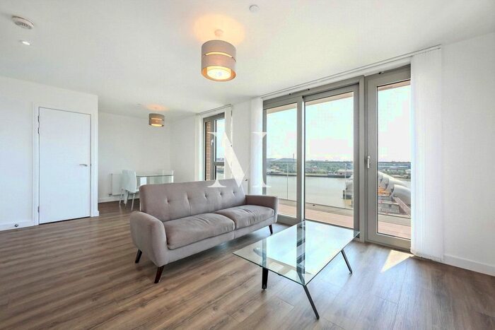 2 Bedroom Flat To Rent In Waterside Heights, Booth Road, London, E16