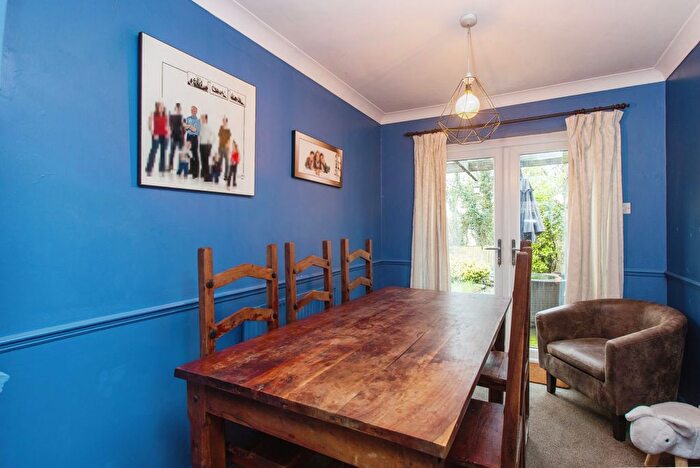 3 Bedroom Semi-Detached House For Sale In Yew Tree Close, Chorley, Lancashire, PR7