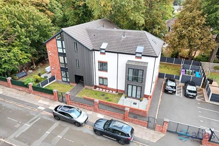 2 Bedroom Apartment For Sale In Moorcroft Road, Allerton, L18