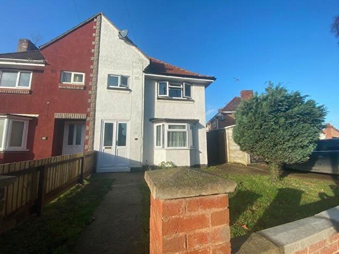 3 Bedroom Semi-Detached House To Rent In Croyland Road, Peterborough, PE4