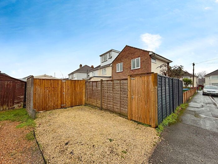 1 Bedroom Maisonette For Sale In Crosswell Close, Sholing, SO19