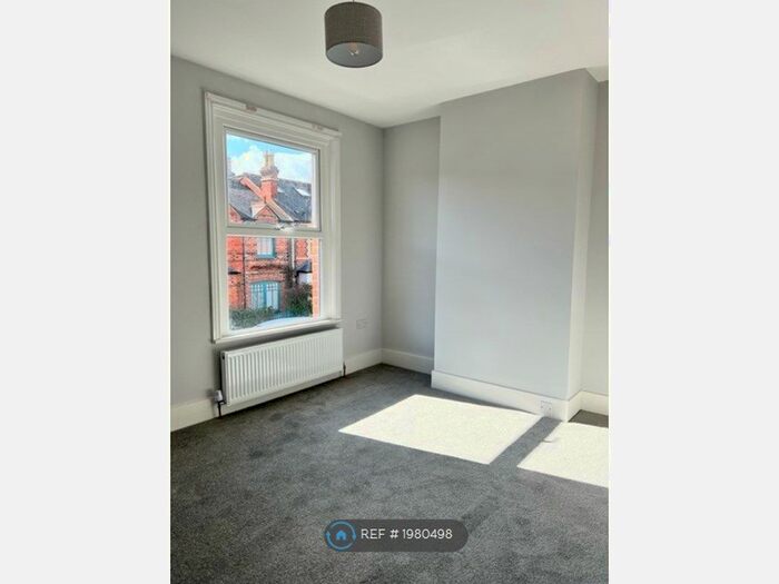 3 Bedroom Terraced House To Rent In Kings Rd, Reading, RG4